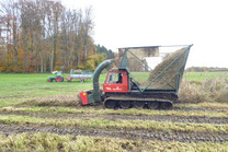 Landwirtschaftliche Maschine auf einem Feld