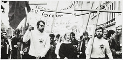 Die Biberacher APO beim Sternmarsch gegen die Notstandsgesetze am 11. Mai 1968 (Foto: Museum Biberach, Untergrundzeitschrift Song 7/1968).